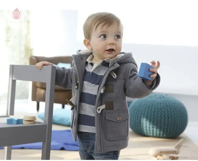 Manteau boutonné à capuche pour garçon